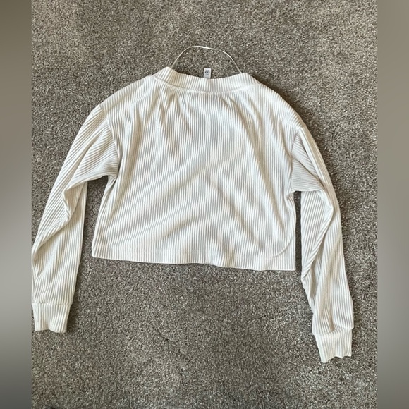 Alo Yoga - Ivory cropped sweater - Size XS - Picture 3 of 6